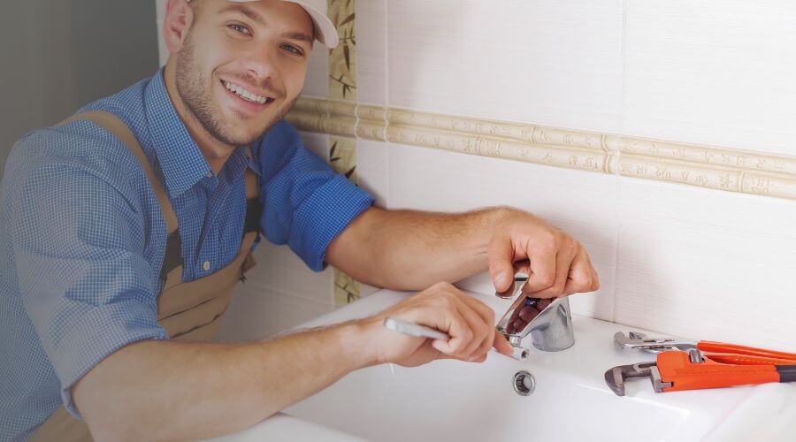 Professional clogged drains services in Keshena, WI